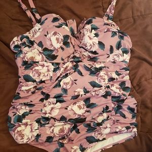 Floal onepiece bathing suit